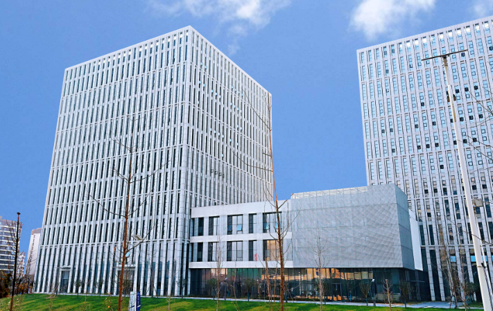 西山百货零售行业生活用品市场趋势与产品迭代观察